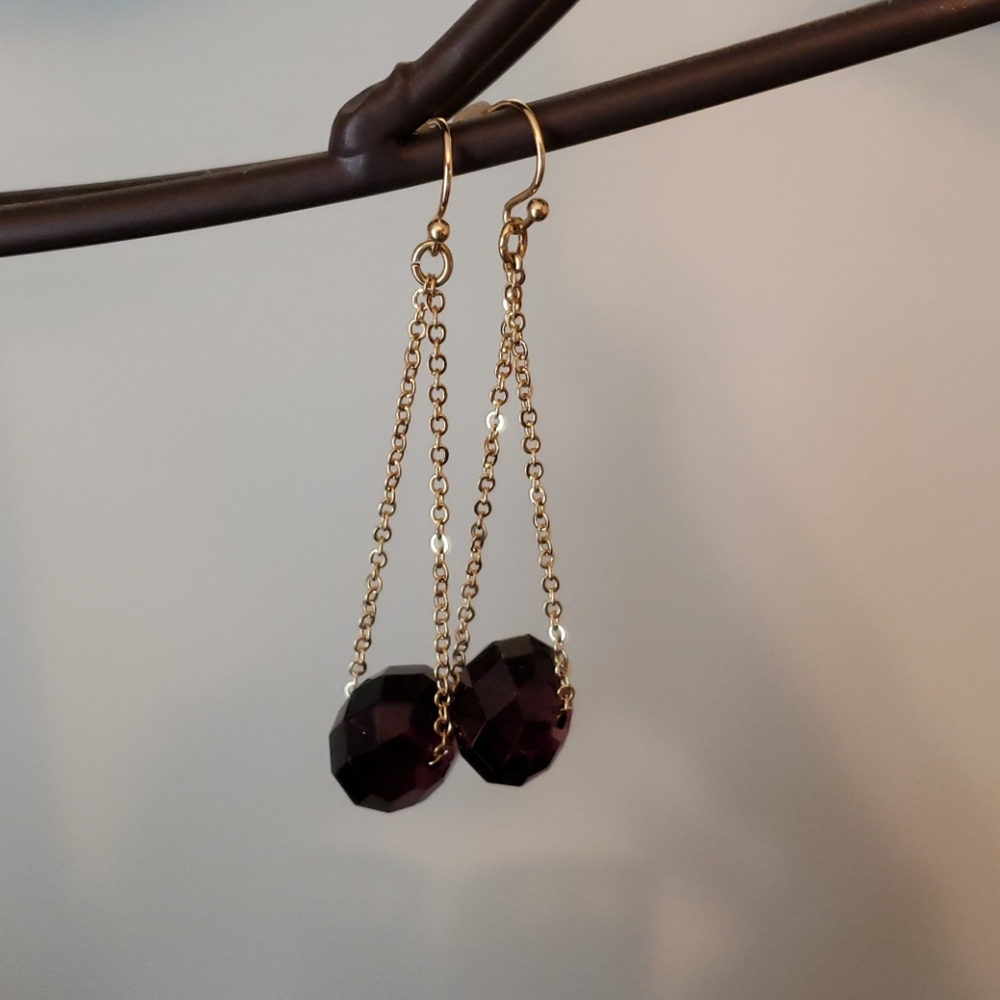 🔆3 for $15 NIB. Gold amethyst drop earrings.